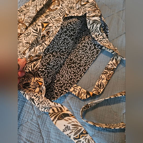 Uterus, doula, midwife, birth worker, divine feminine handmade book tote - Picture 2 of 3